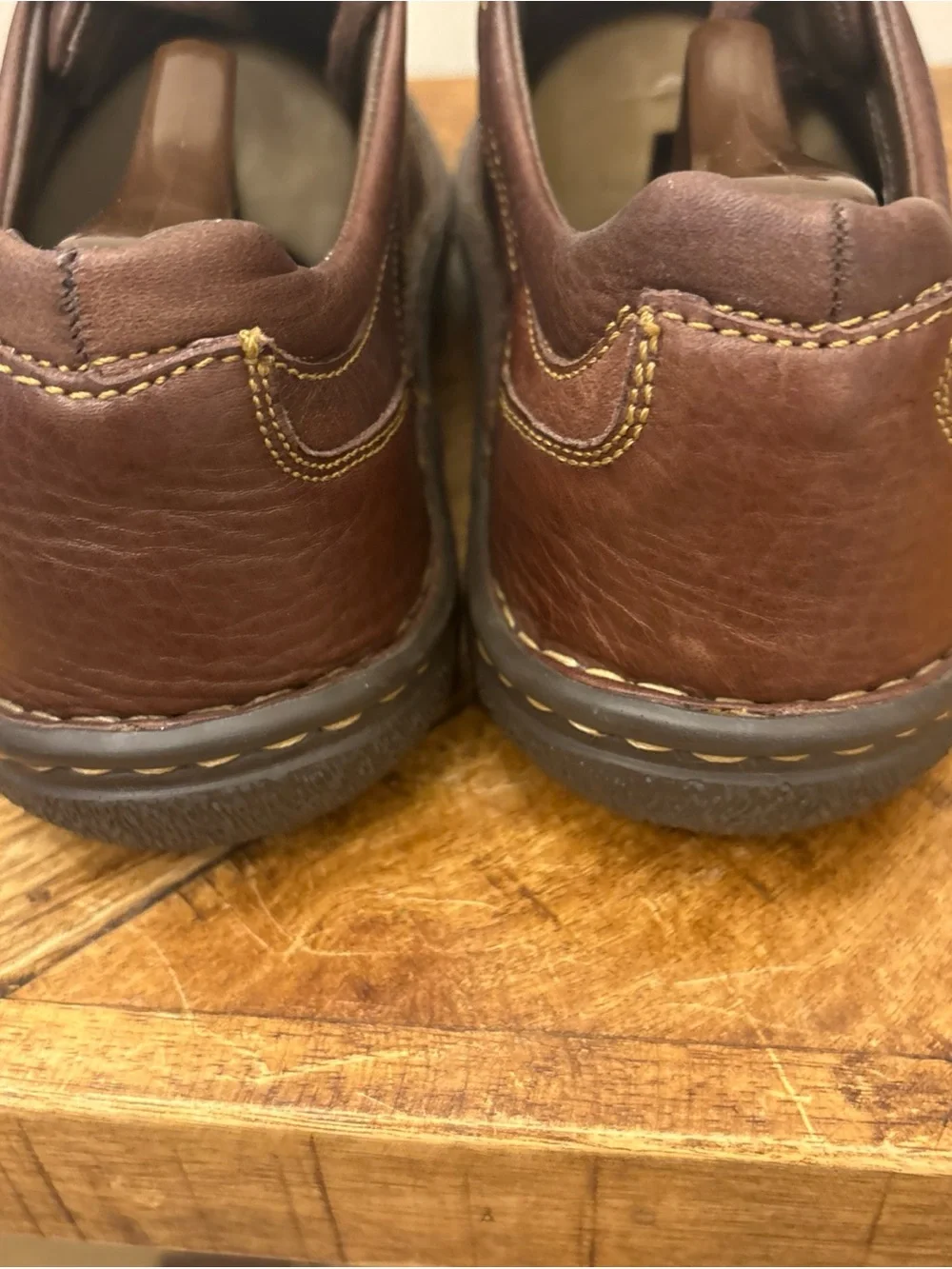 Born Shoes Mens Size 9.5 Brown Leather Oxford Comfort Walking Casual M6650